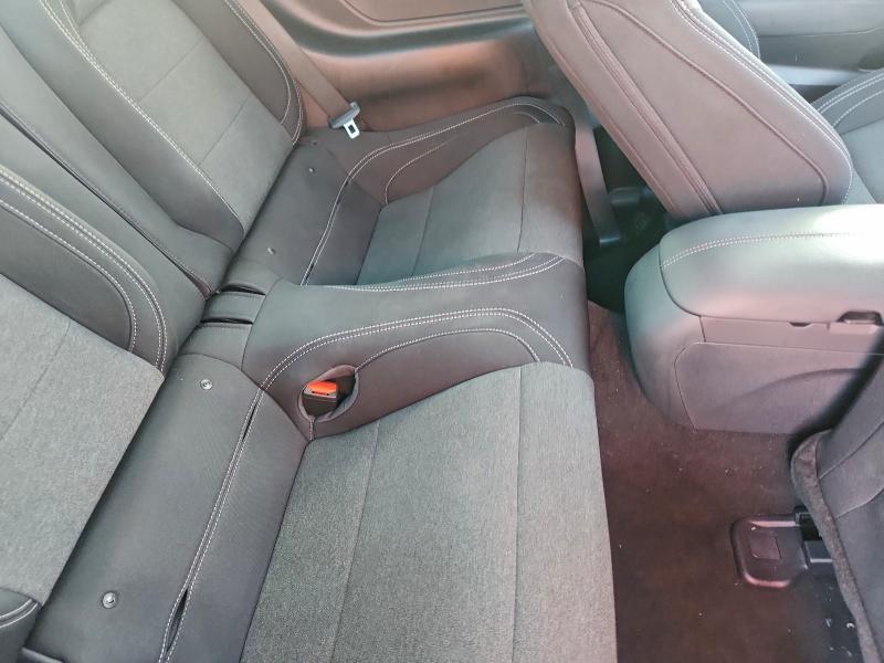 Фото 10 - FORD MUSTANG