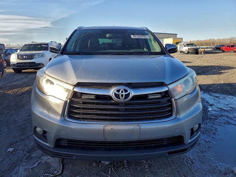 Фото 5 - TOYOTA HIGHLANDER