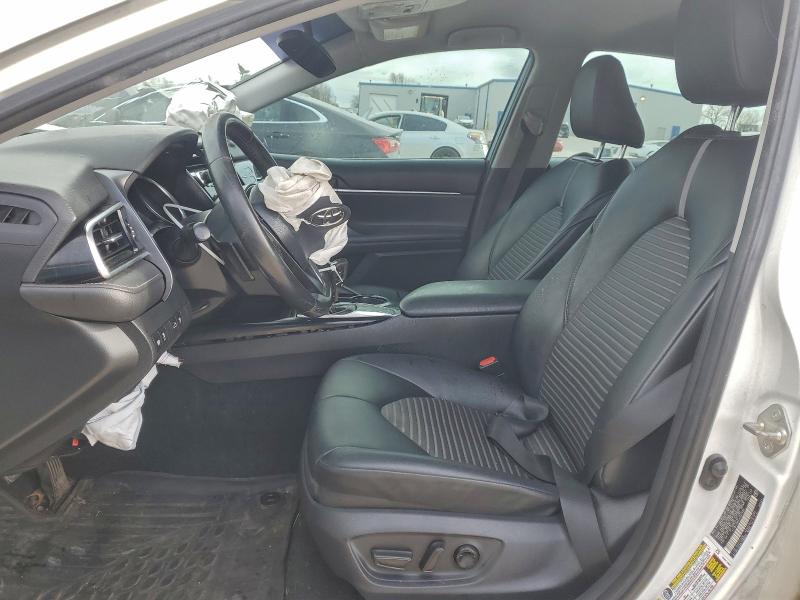 Фото 7 - TOYOTA CAMRY