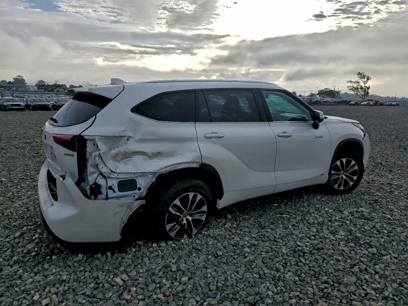 Фото 3 - TOYOTA HIGHLANDER