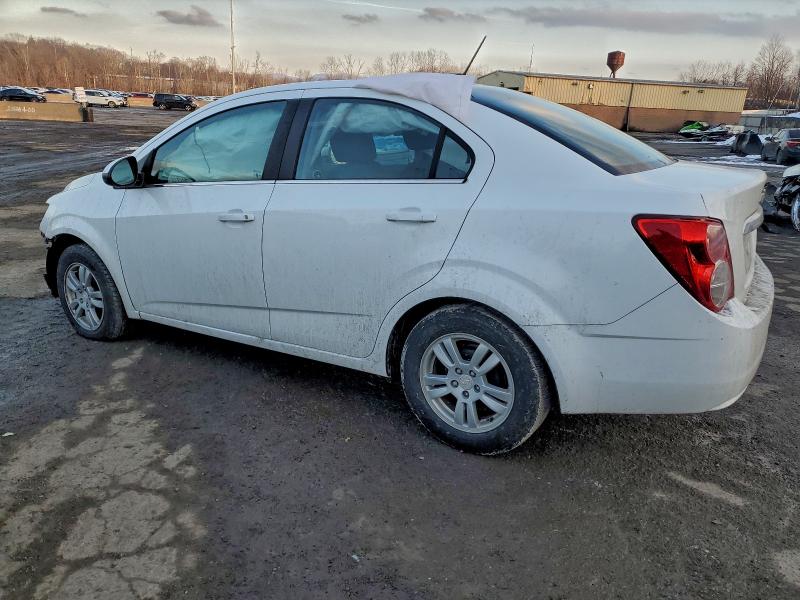 Фото 2 - CHEVROLET SONIC