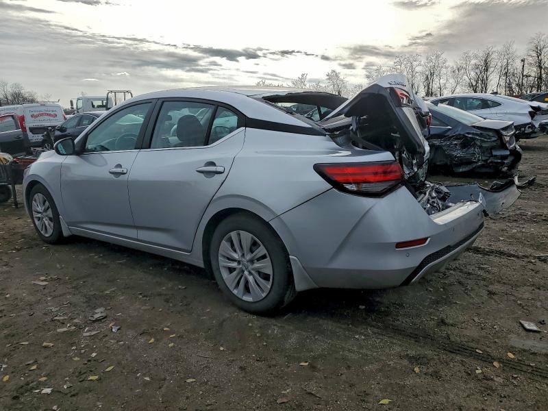 Фото 2 - NISSAN SENTRA