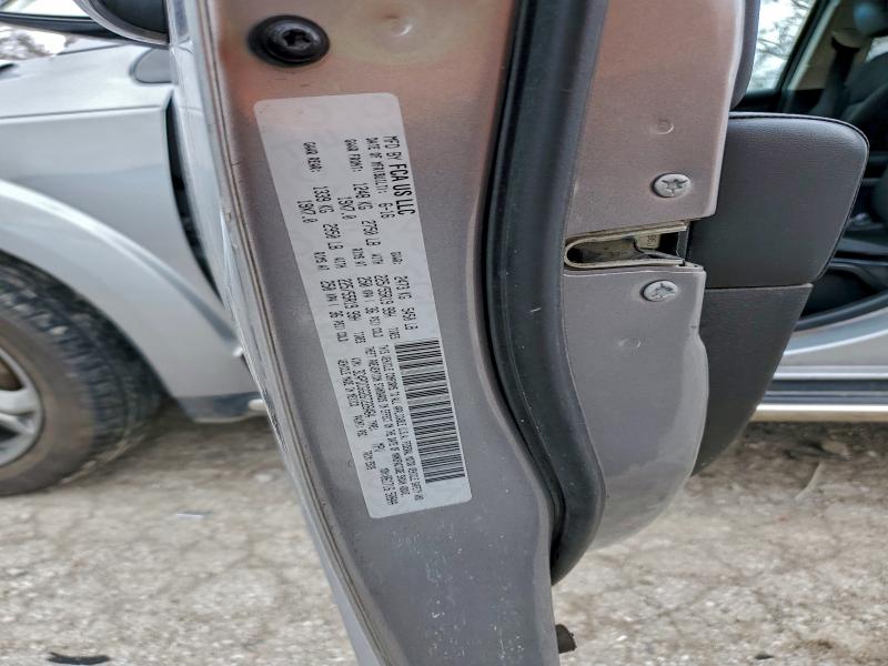 Фото 12 - DODGE JOURNEY