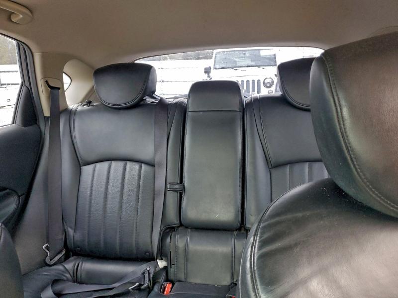 Фото 10 - INFINITI QX50