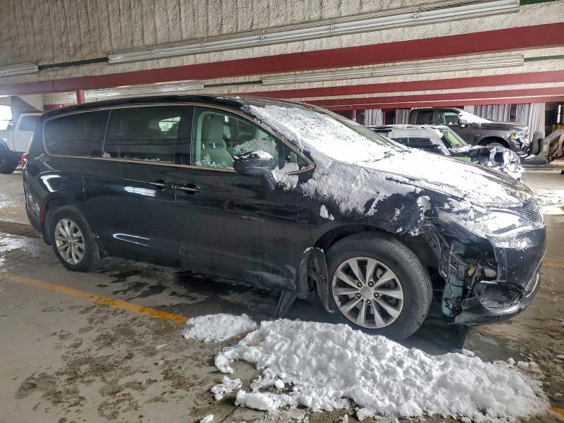 Фото 4 - CHRYSLER PACIFICA