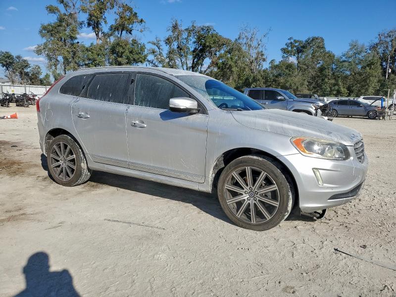 Фото 4 - VOLVO XC60