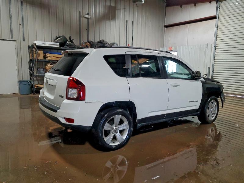 Фото 3 - JEEP COMPASS