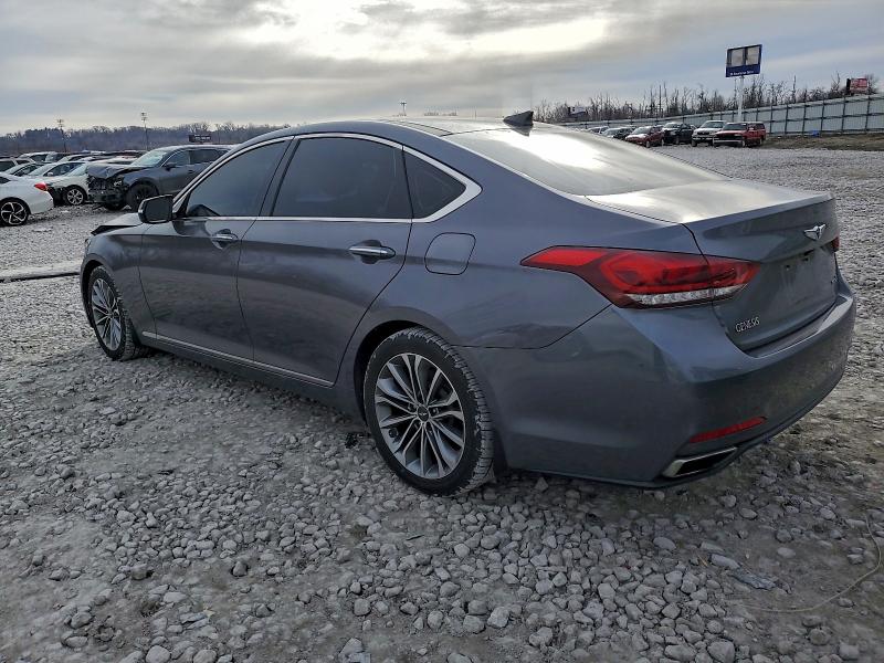 Фото 2 - HYUNDAI GENESIS