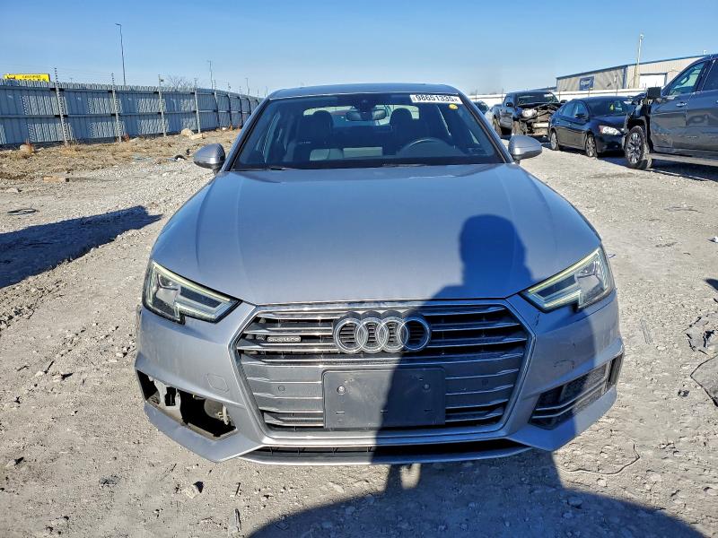 Фото 5 - AUDI A4