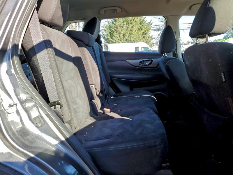 Фото 10 - NISSAN ROGUE