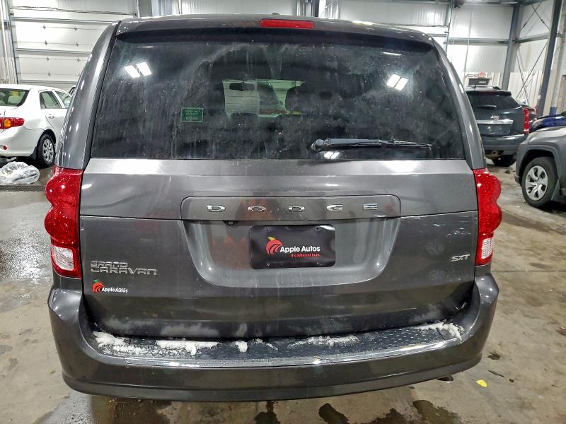 Фото 6 - DODGE CARAVAN