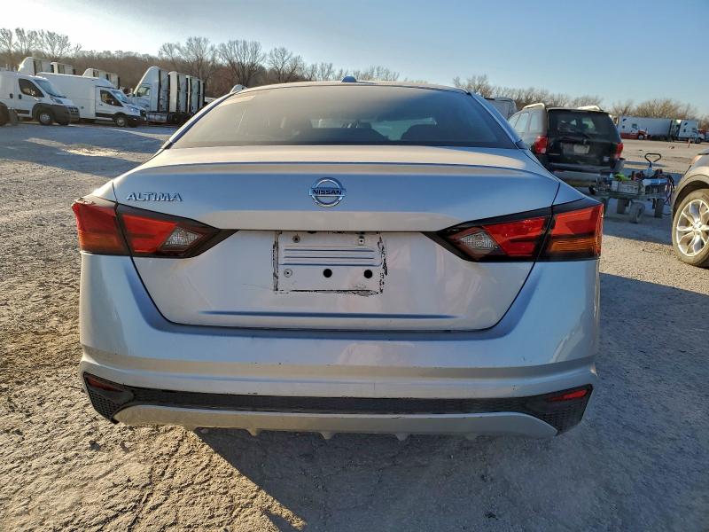 Фото 6 - NISSAN ALTIMA