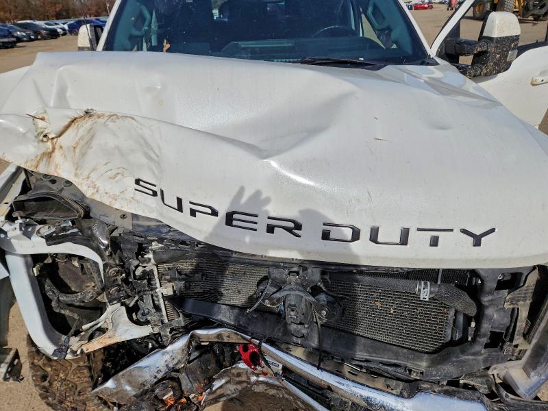 Фото 11 - FORD F250