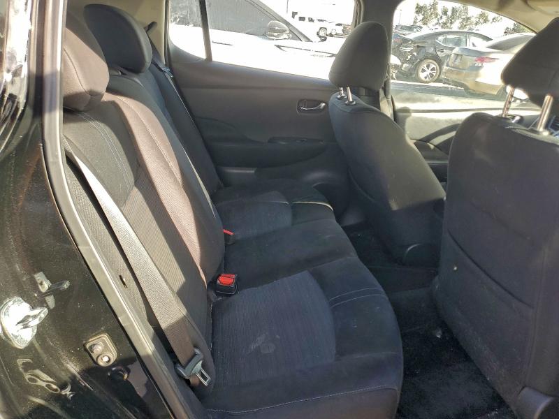 Фото 10 - NISSAN LEAF