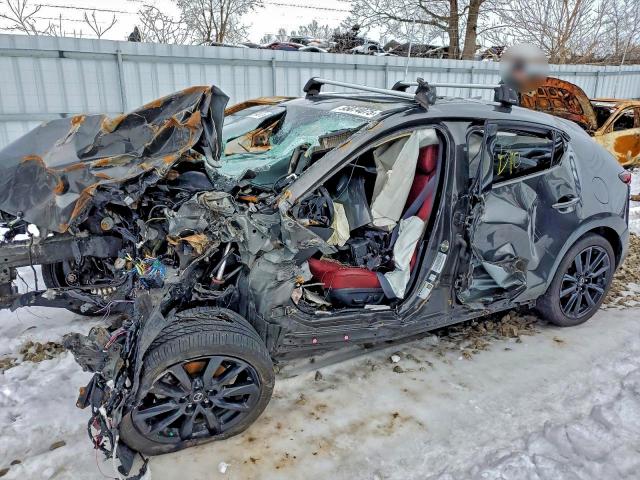 Фото 1 - MAZDA 3