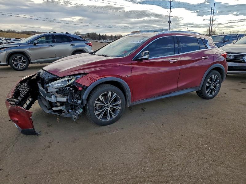 Фото 1 - INFINITI QX30