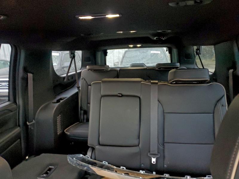 Фото 10 - GMC YUKON