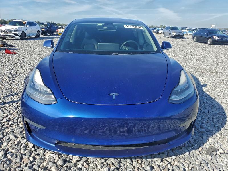Фото 5 - TESLA MODEL 3