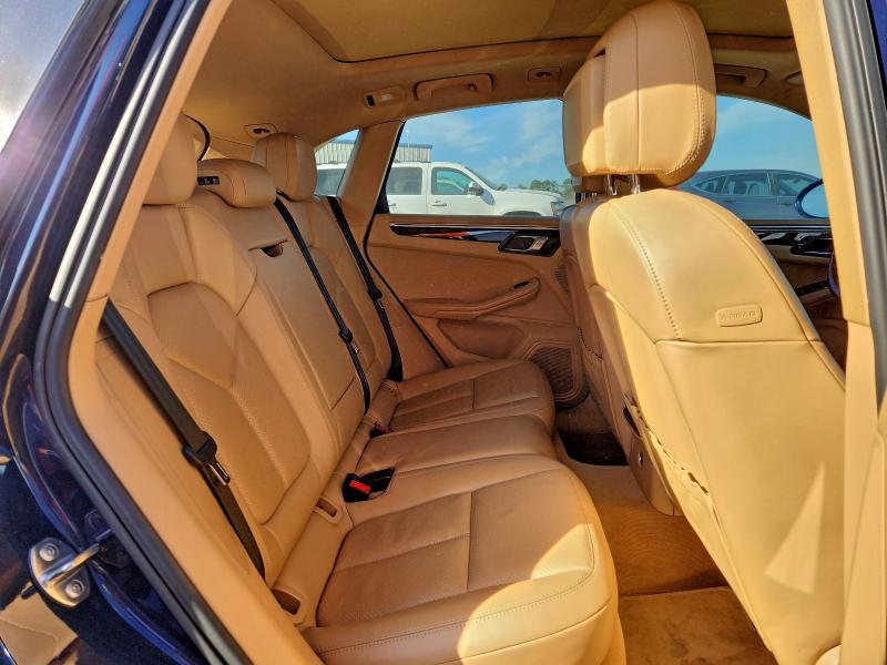 Фото 11 - PORSCHE MACAN