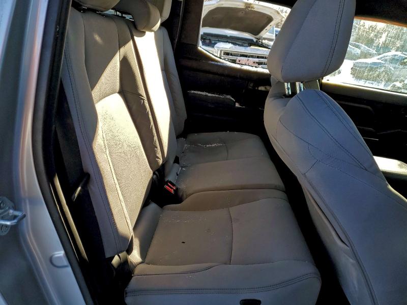 Фото 10 - TOYOTA TACOMA