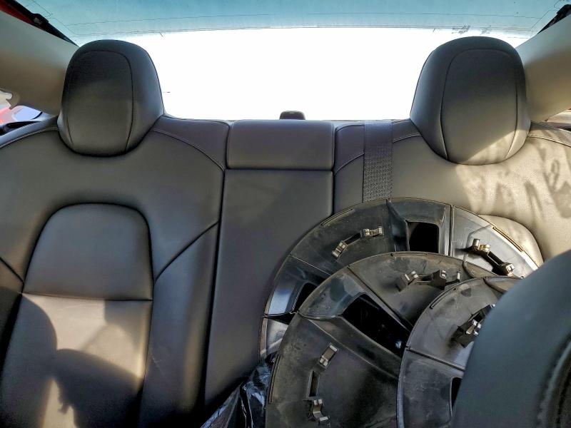 Фото 10 - TESLA MODEL 3