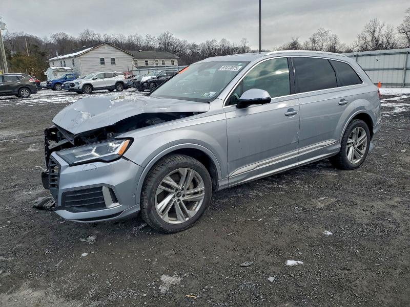 Фото 1 - AUDI Q7