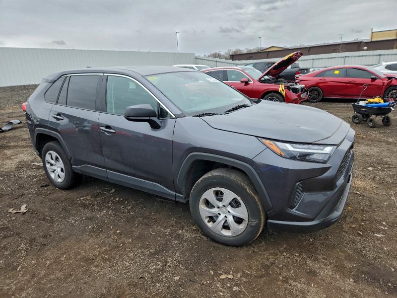 Фото 4 - TOYOTA RAV4