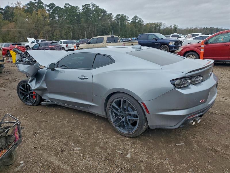 Фото 2 - CHEVROLET CAMARO