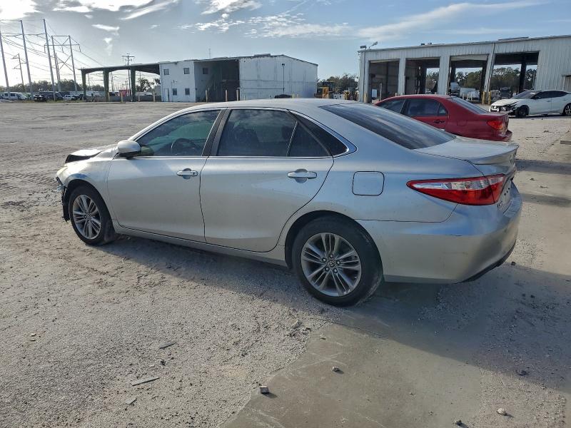 Фото 2 - TOYOTA CAMRY