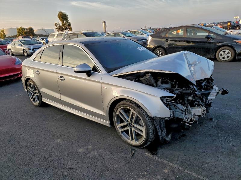 Фото 4 - AUDI A3