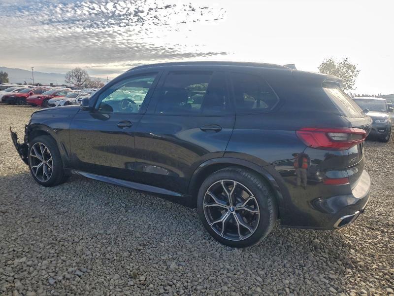 Фото 2 - BMW X5