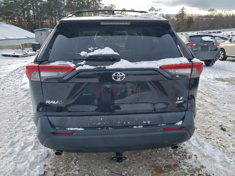 Фото 6 - TOYOTA RAV4