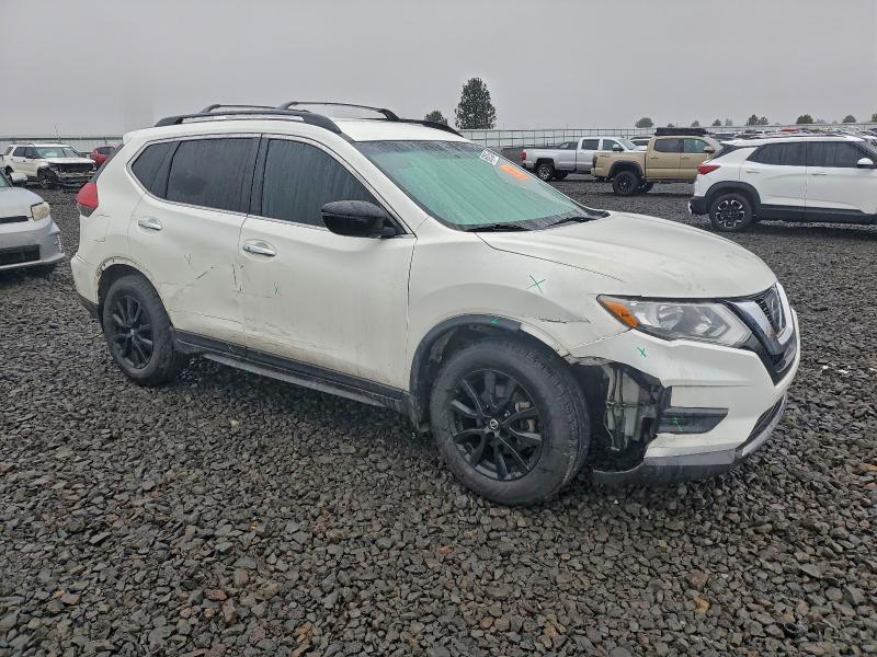 Фото 4 - NISSAN ROGUE