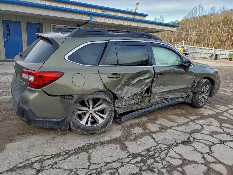 Фото 3 - SUBARU OUTBACK