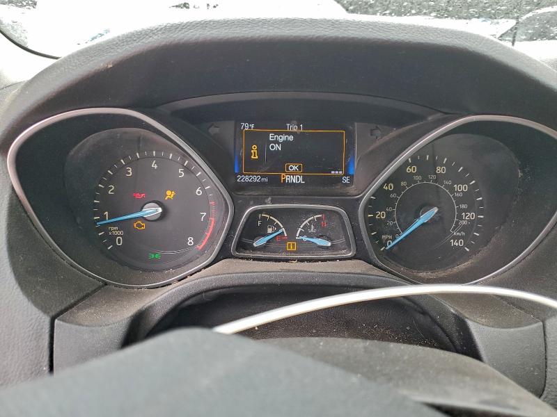 Фото 9 - FORD FOCUS