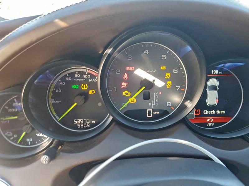 Фото 9 - PORSCHE CAYENNE