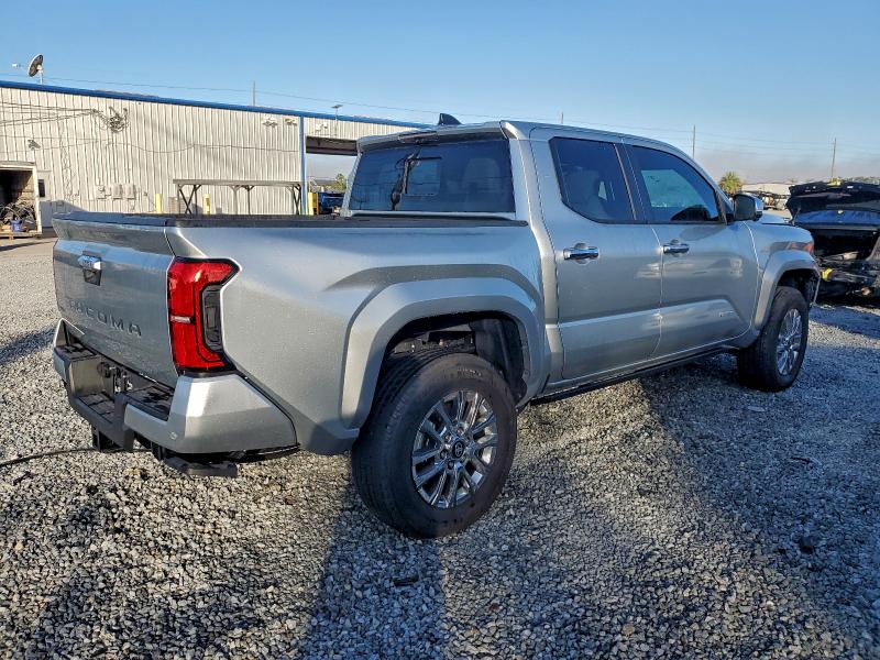 Фото 3 - TOYOTA TACOMA