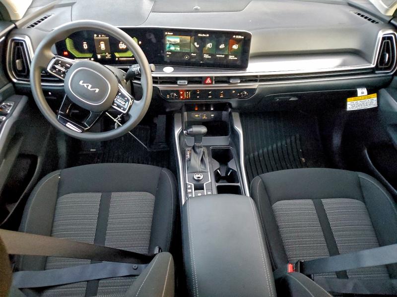 Фото 8 - KIA SORENTO