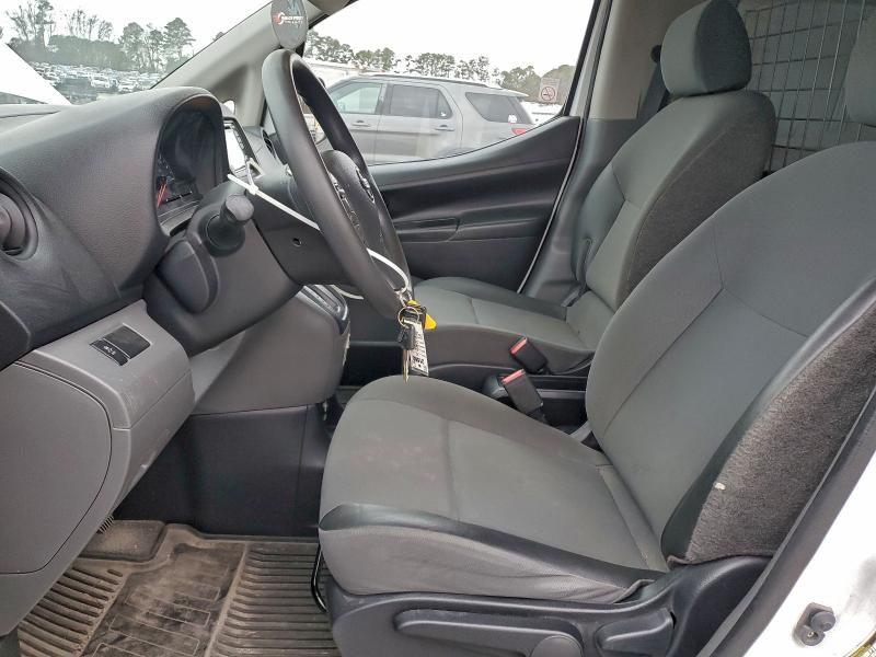 Фото 7 - NISSAN NV