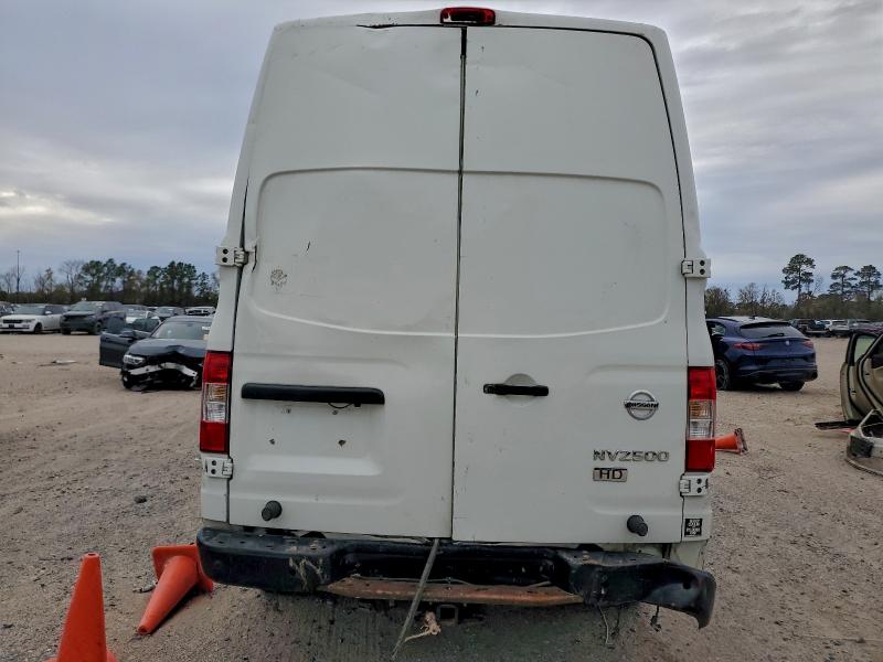 Фото 6 - NISSAN NV