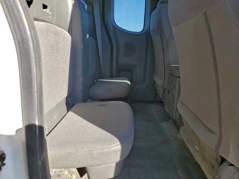 Фото 10 - NISSAN FRONTIER