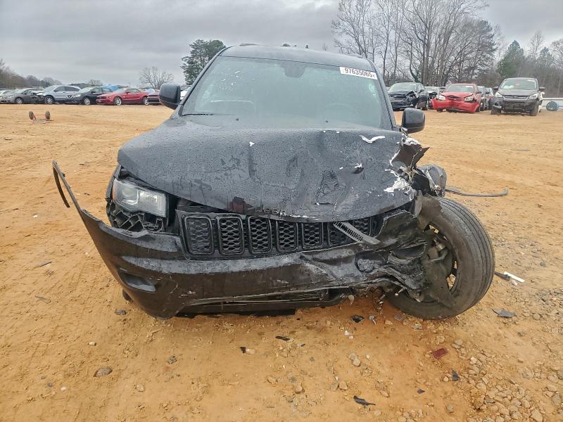 JEEP GRAND CHER 2018 VIN 1C4RJFAG6JC348467
