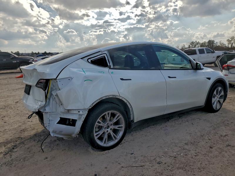 Фото 3 - TESLA MODEL Y