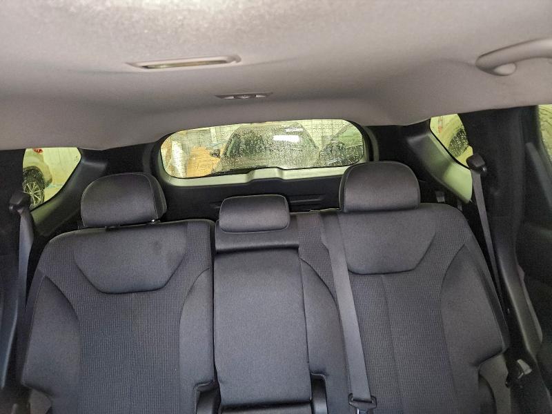 Фото 10 - HYUNDAI SANTA FE