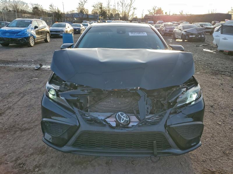 Фото 5 - TOYOTA CAMRY