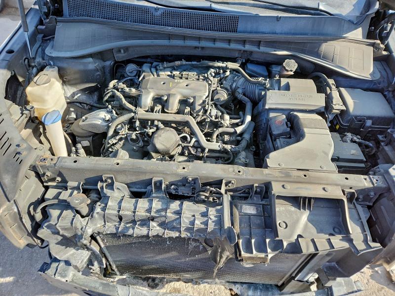 Фото 12 - KIA SORENTO