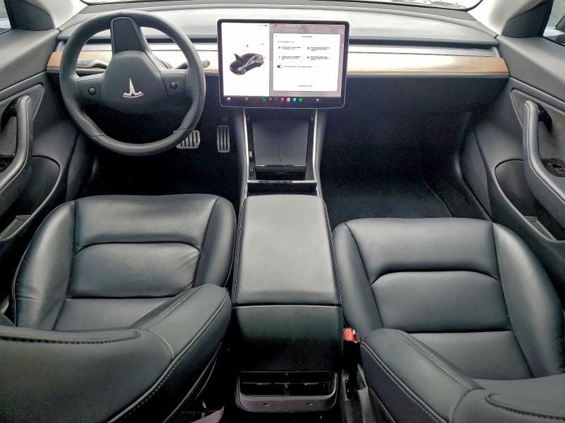 Фото 8 - TESLA MODEL 3