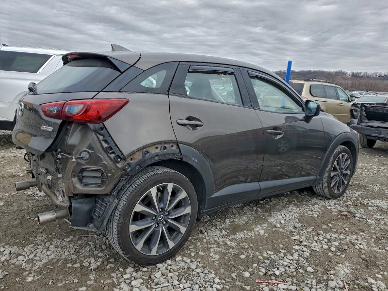 Фото 3 - MAZDA CX-3