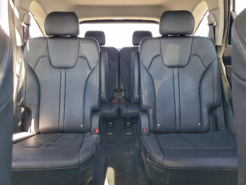 Фото 10 - KIA SORENTO