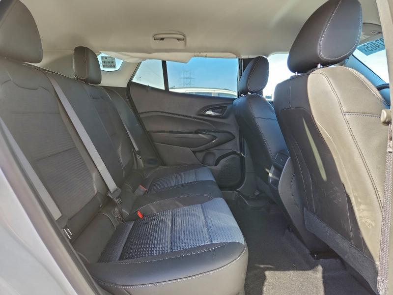 Фото 11 - CHEVROLET TRAX